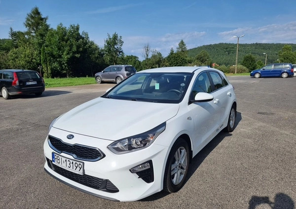 Kia Ceed cena 70000 przebieg: 49250, rok produkcji 2020 z Ostrowiec Świętokrzyski małe 4